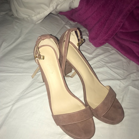 Mauve Heels - Picture 2 of 2